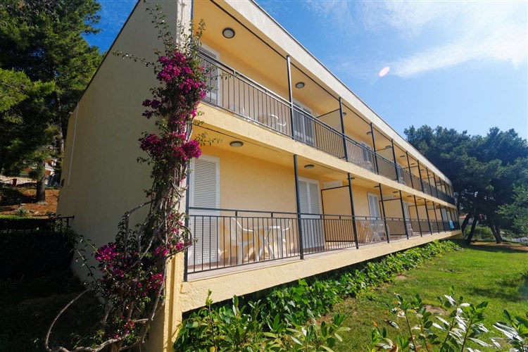 Hotel Val (ex. Jadran)