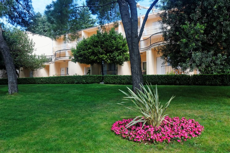 Hotel Val (ex. Jadran)