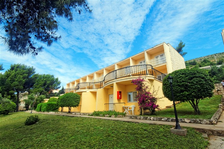 Hotel Val (ex. Jadran)