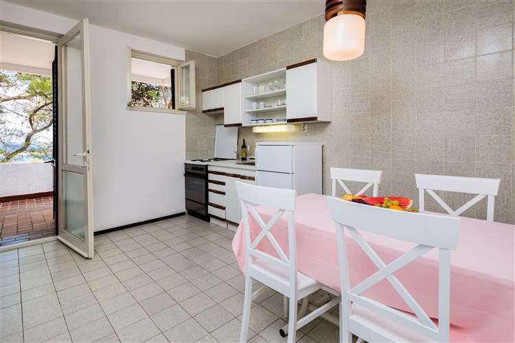 Fontana Resort Apartments**/****