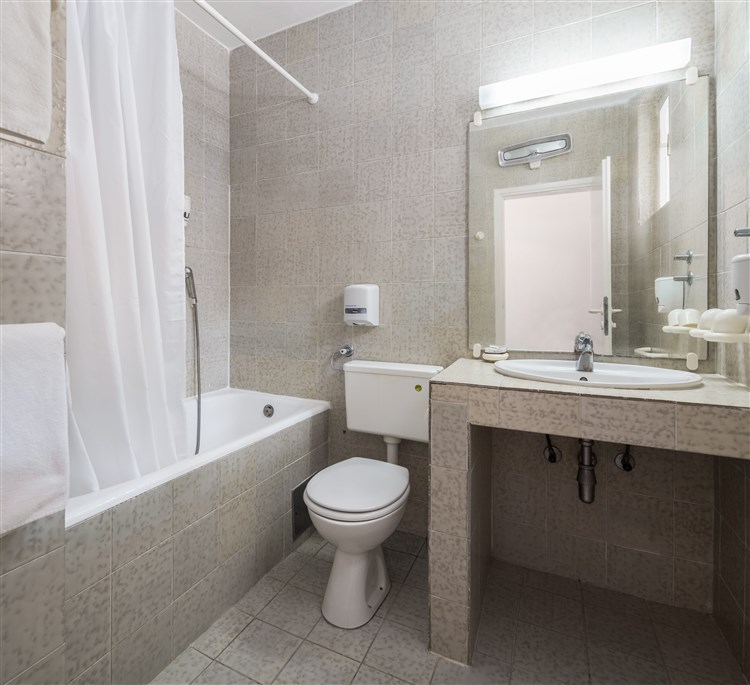 Fontana Resort Apartments**/****