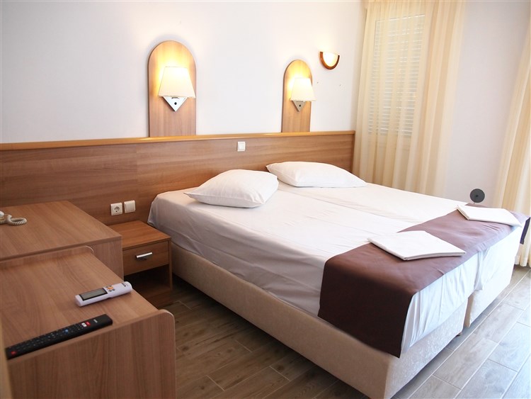 Hotel Aurora s polopenzí