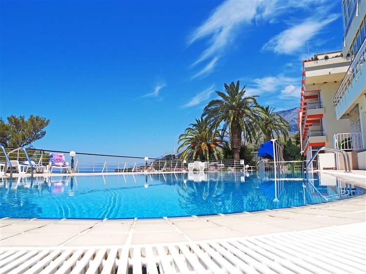 Hotel Aurora s polopenzí