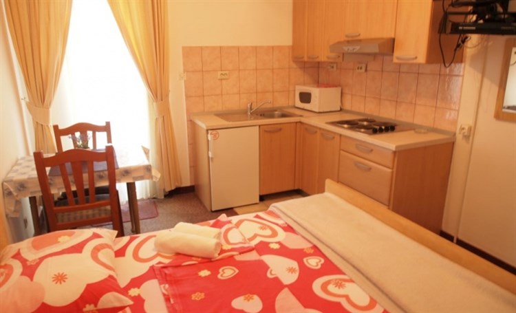 Villa Orebič Tours (Vila Dusko)