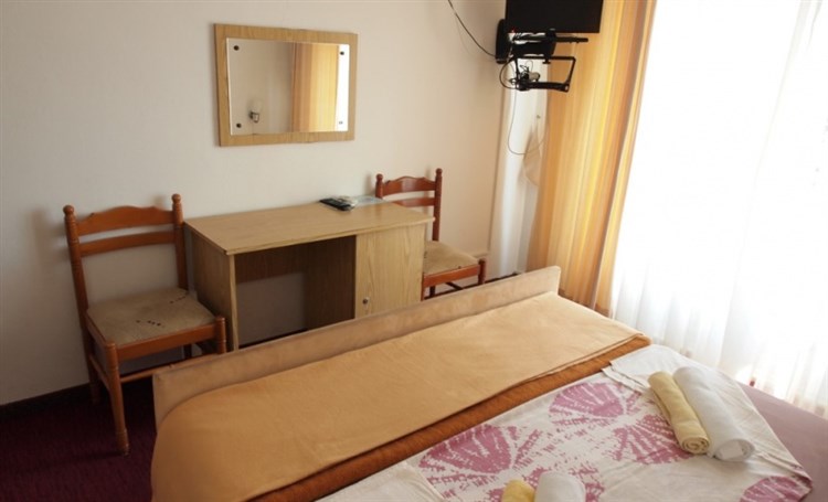 Villa Orebič Tours (Vila Dusko)