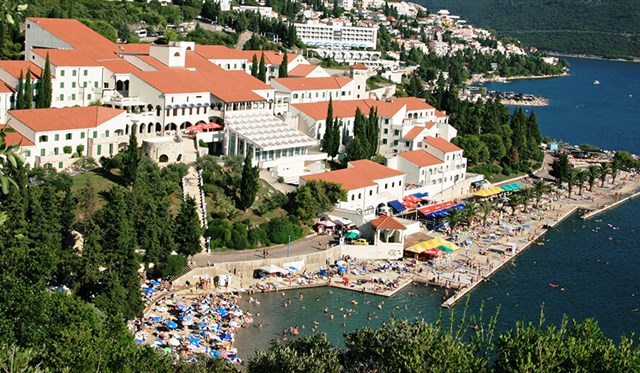 Bosna a Hercegovina - Hotel Zenit  
