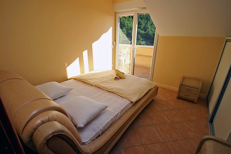 Apartmány Astra a Pinija