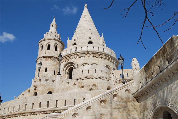 Budapešť s Parlamentem a relaxace v termálních lázních
