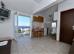 Omiš-Nemira - Apartmán Pero  