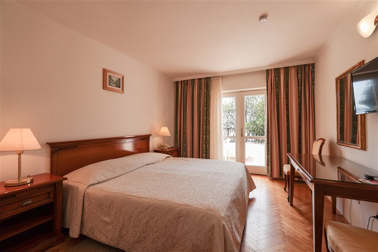 Hotel Val (ex. Jadran)