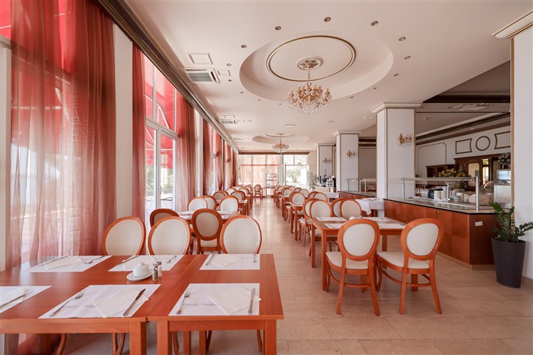 Hotel Val (ex. Jadran)