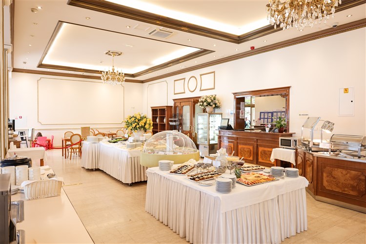 Hotel Val (ex. Jadran)