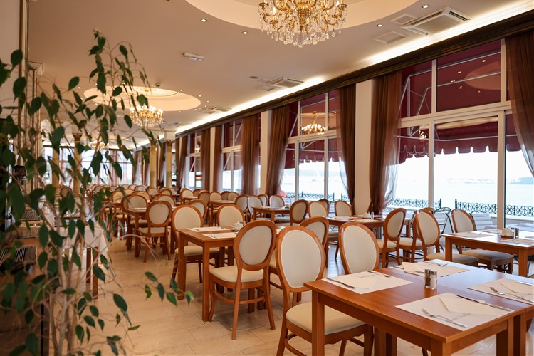 Hotel Val (ex. Jadran)