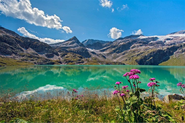 KRÁSY KORUTAN Alpské štíty, ledovce, jezera, hrady a města jižního Rakouska