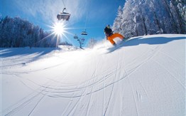 Lyžování (včetně skipasu) ve Slovinsku - Pohorje - Wellness & Spa Hotel Bolfenk - 