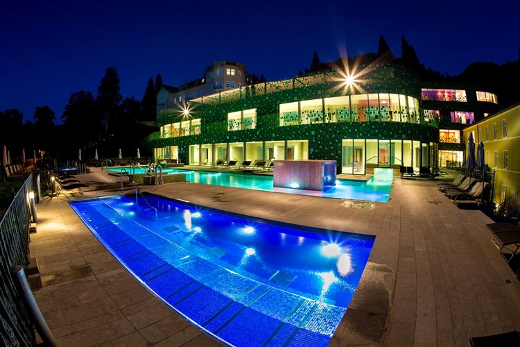 Lázně Rimske Terme - Hotel Zdraviliški Dvor