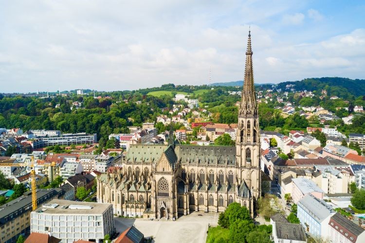 Linec a termální lázně Bad Schallerbach
