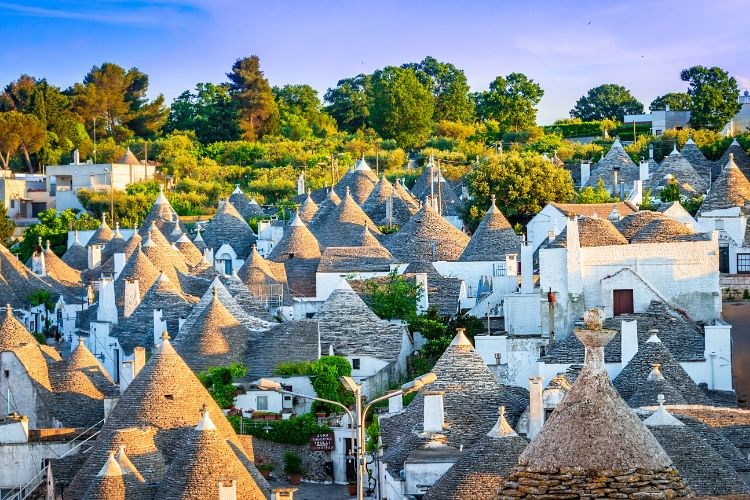 Jižní Itálie – APULIE – pata a podpatek italské boty - Exotická krajina mezi Jaderským a Jónským mořem