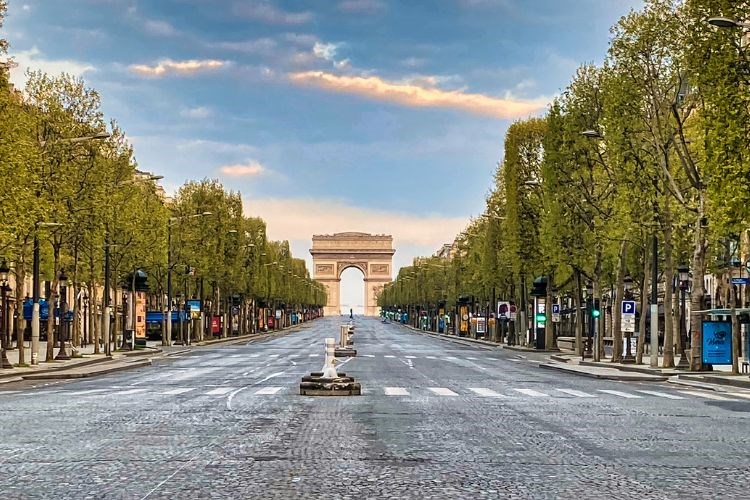 Paříž a zámky na Loiře