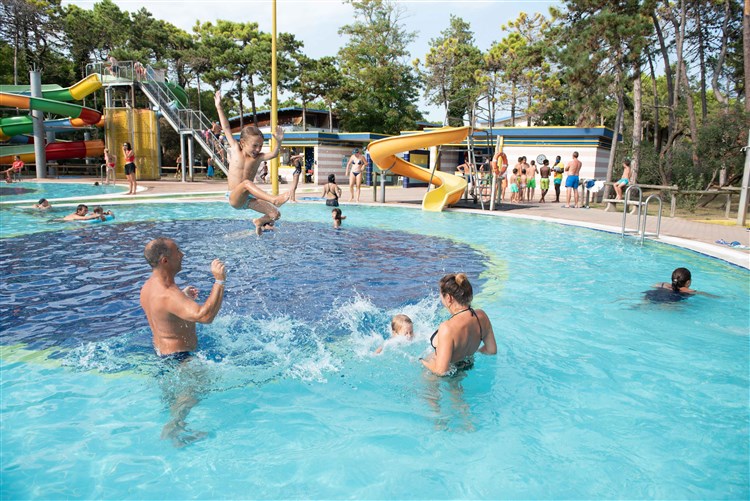 Bella Italia EFA Village