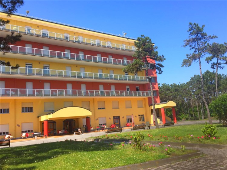 Bella Italia EFA Village