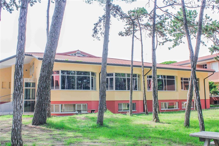 Bella Italia EFA Village