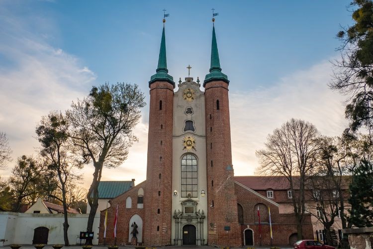 VELKÝ OKRUH POLSKEM - Baltské moře, Mazurská jezera a Varšava