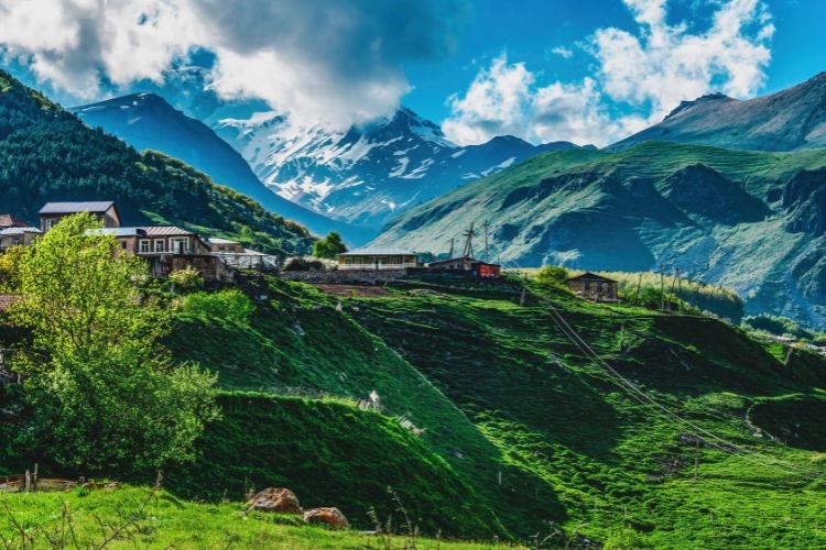 VELKÝ OKRUH GRUZIÍ - Bájná Kolchida mezi Kavkazem a Černým mořem