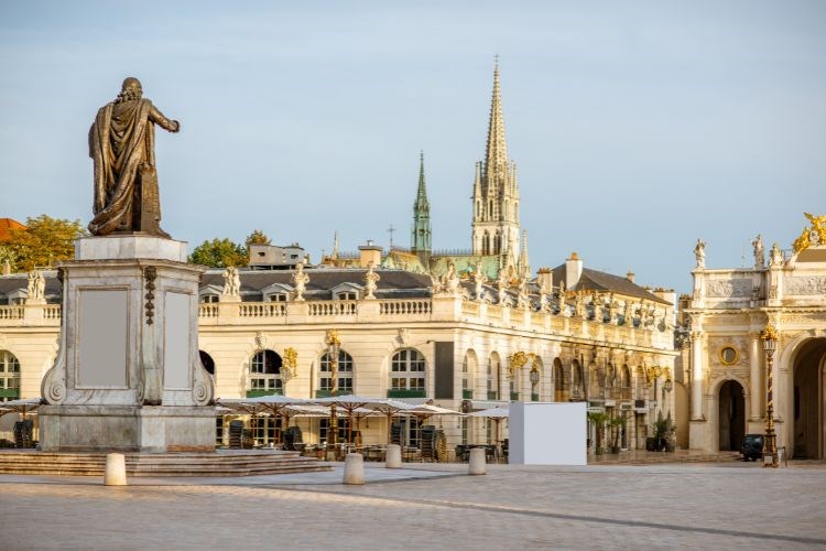 PERLY ALSASKA A LOTRINSKA Do Francie za vínem, pohádkovou architekturou a výstavnými městy
