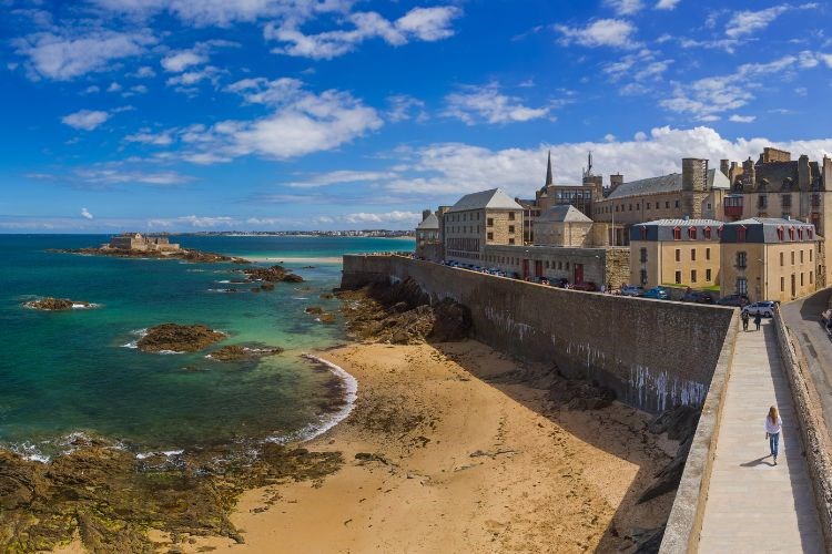 Skvosty Francie – Paříž, Bretaň, Normandie a zámky na Loiře