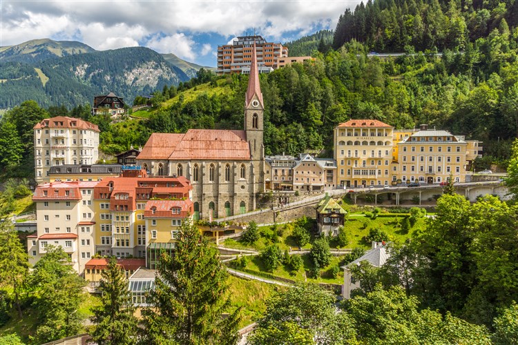 Lázeňské alpské středisko Bad Gastein a výjezd lanovkou na Stubnerkogel