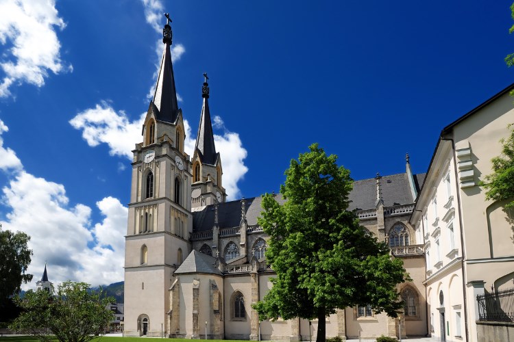 Pěší túry v Nízkých Taurách