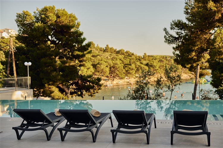 Colentum Resort Murter