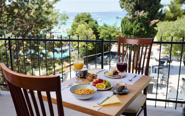 Colentum Resort Murter