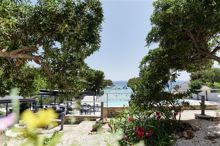 Colentum Resort Murter