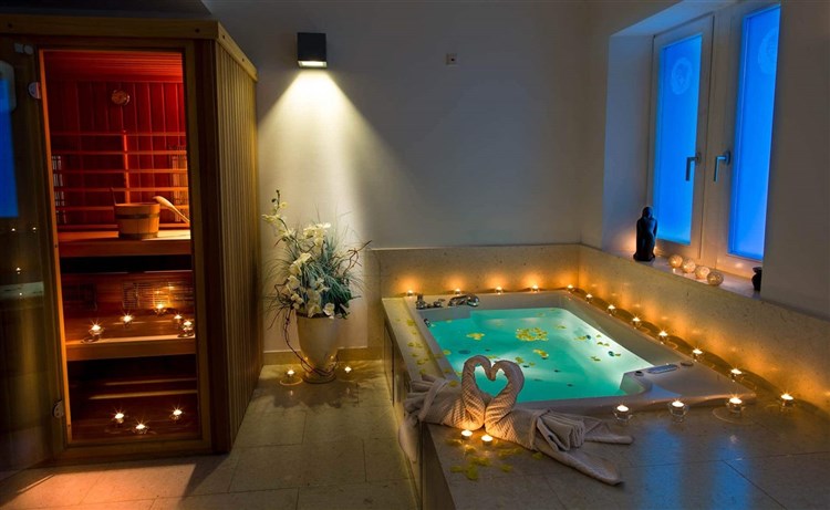 Termální lázně Rimske terme s návštěvou adventních trhů v Mariboru, Ljublani a Celje