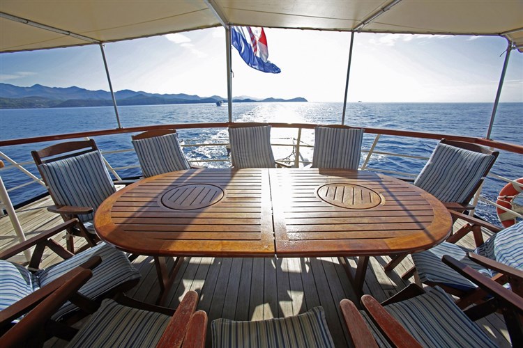 Plavba mezi tisíci ostrovy Rijeka