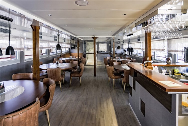 Plavba mezi tisíci ostrovy Rijeka