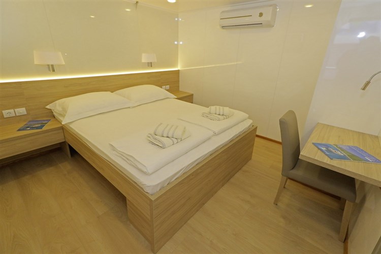 Plavba mezi tisíci ostrovy Trogir