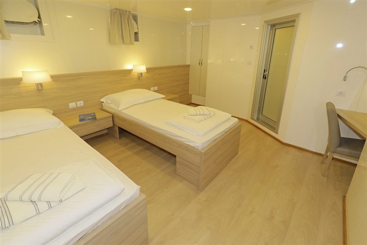 Plavba mezi tisíci ostrovy Trogir