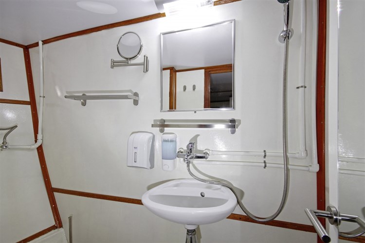 Plavba mezi tisíci ostrovy Trogir