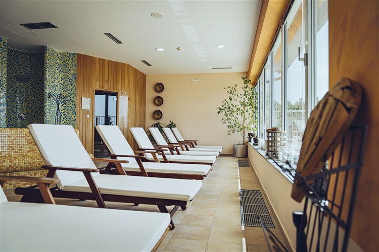 Wellbeing Resort - Wellness & Spa Hotel Bolfenk