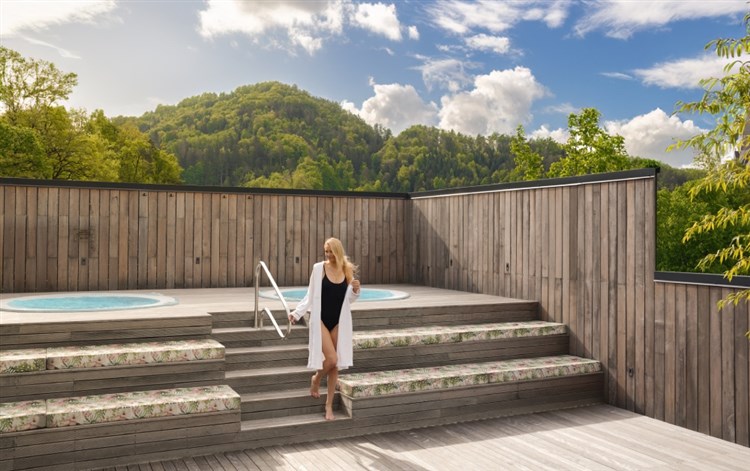 Lázeňský zážitek v Terme Dobrna – procedury a doprava v ceně