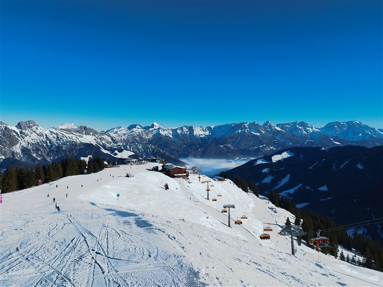 Lyžování autobusem s polopenzí Kaprun - Zell am See / Saalbach - Hinterglemm