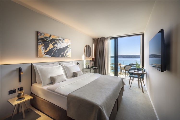 Hotel Aminess Younique Narrivi