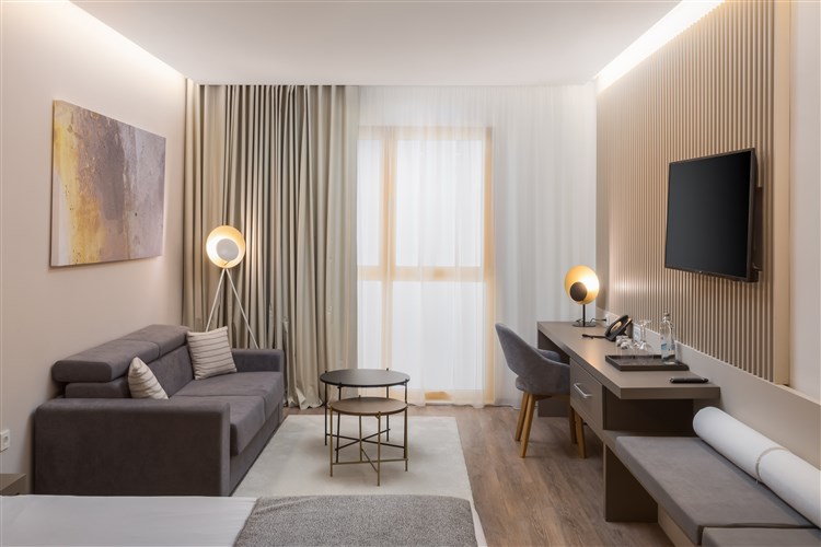 Hotel Aminess Laurel Khalani