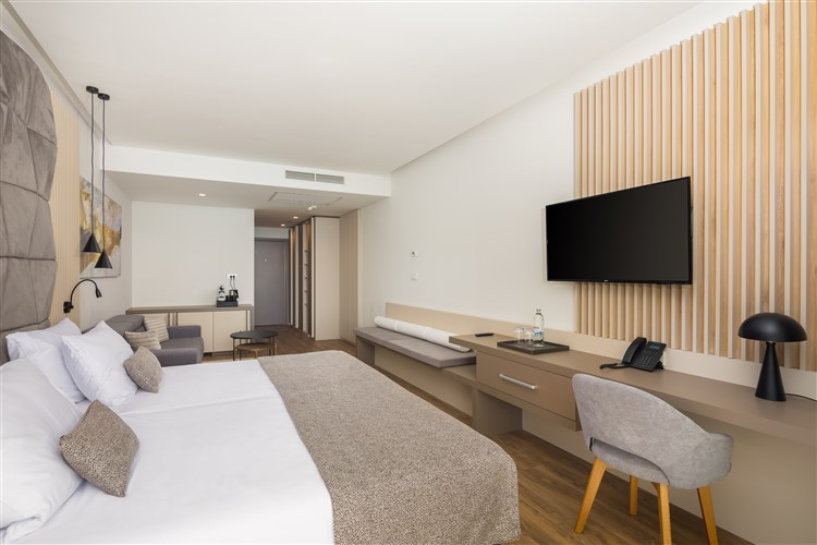 Hotel Aminess Laurel Khalani