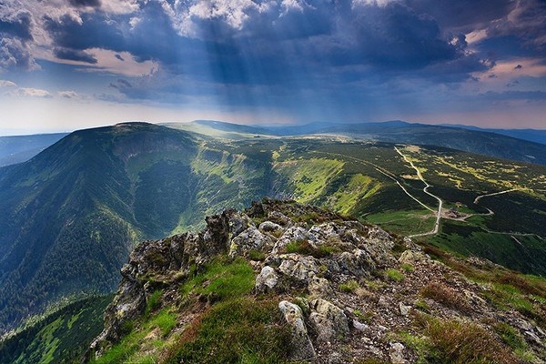 KRKONOŠE -  KRÁSY NEJVYŠŠÍHO ČESKÉHO POHOŘÍ