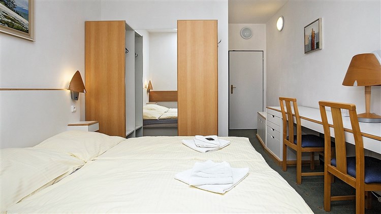 KRKONOŠE -  KRÁSY NEJVYŠŠÍHO ČESKÉHO POHOŘÍ