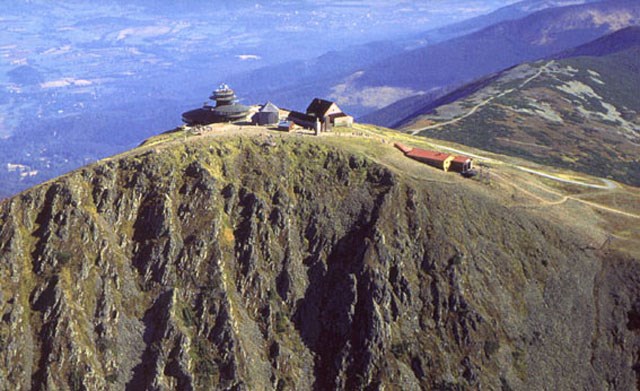 KRKONOŠE -  KRÁSY NEJVYŠŠÍHO ČESKÉHO POHOŘÍ